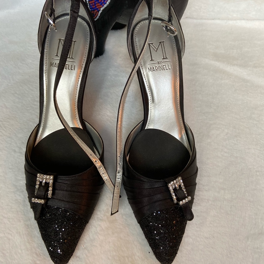 🍁Ankle Strap Pointed High Heel🍁